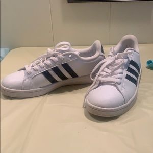 Women’s Adidas Sneakers